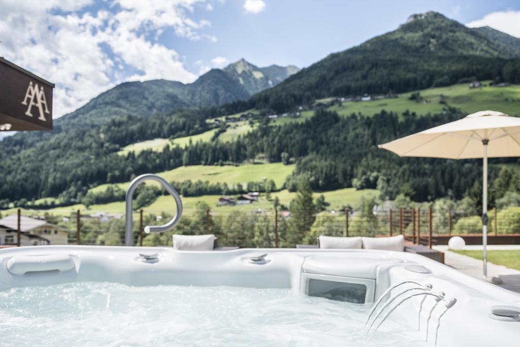 Aurina Lodges Hotel *