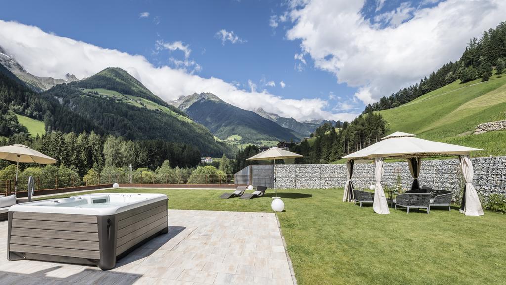 Aurina Lodges